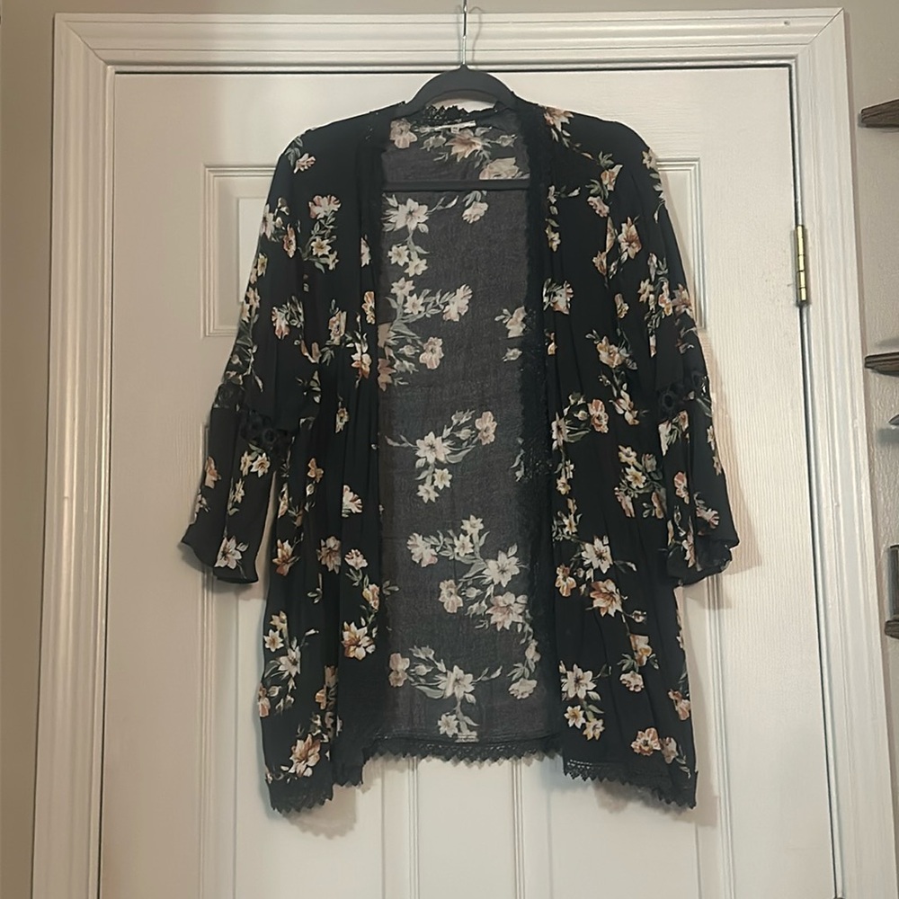 Maurice’s Kimono style covering